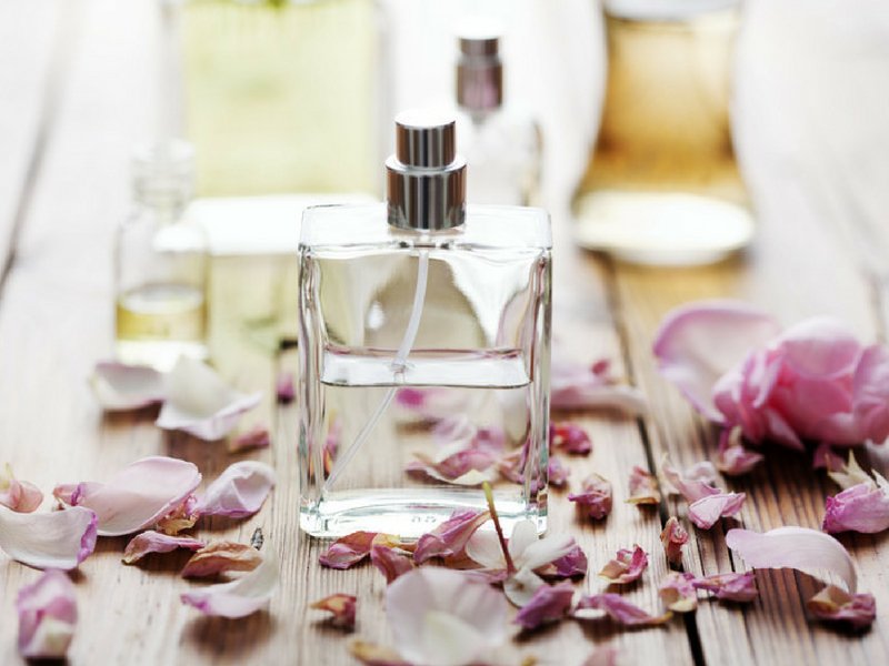 How To Smell Amazing Every Day - Ellis James Designs