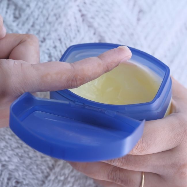is petroleum jelly a vegan product