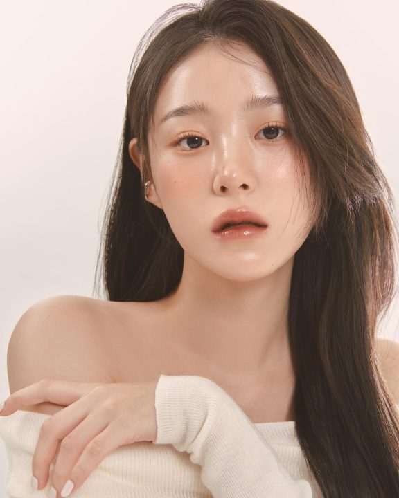 How To Get Glass Skin Quick: A Guide To A Glowing Complexion