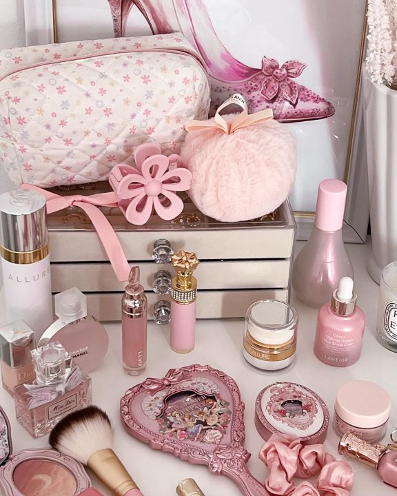 Skincare Essentials: Building Your Perfect Routine