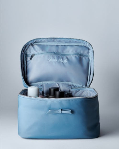 Top 10 Travel Skincare Sets: Keep Your Glow On The Go