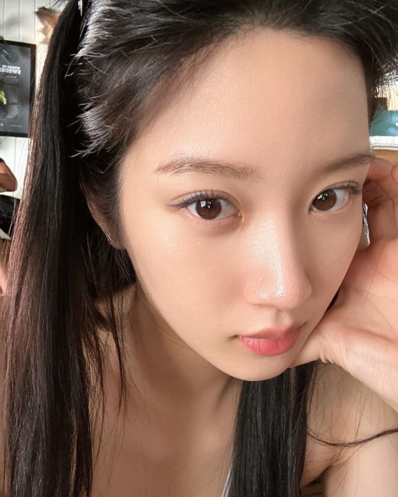 Glass Skin Tips: Unlock Your Inner Glow!