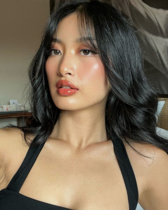 Glass Skin Tips: Unlock Your Inner Glow!